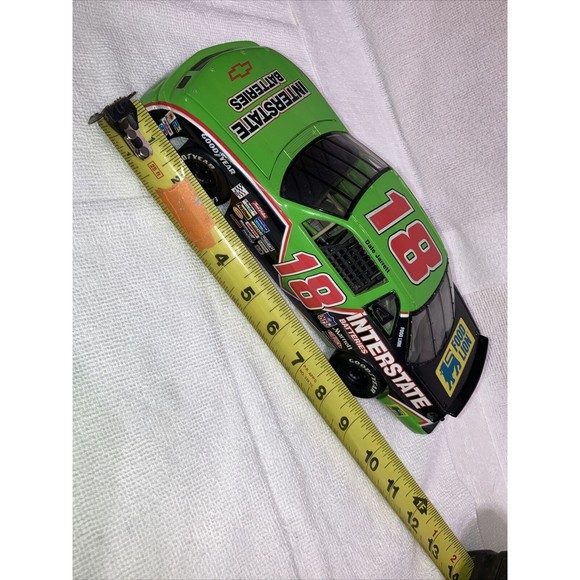 1994 Dale Jarrett #18 Chevy Interstate Batteries 1:18 NASCAR Collector's Edition - Picture 8 of 16